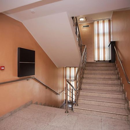 Hotel Beograd - Yu Lukavica Exteriér fotografie