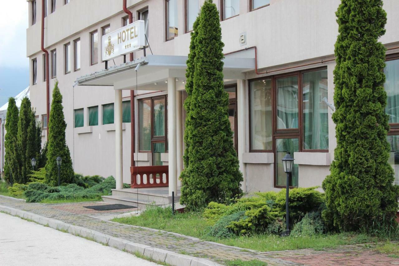 Hotel Beograd - Yu Lukavica Exteriér fotografie