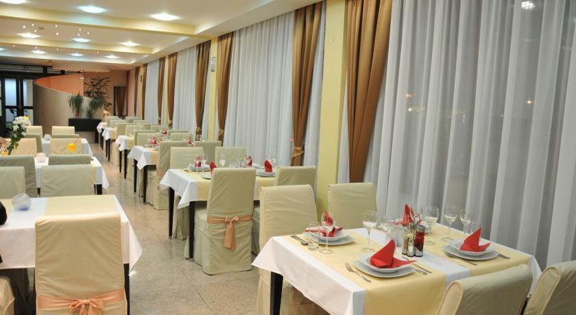Hotel Beograd - Yu Lukavica Exteriér fotografie